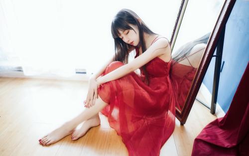 昨晚没睡好 3840x2400