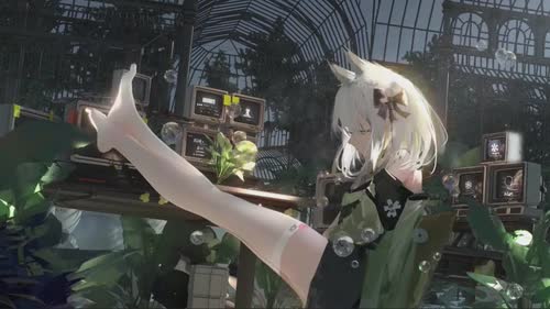 女