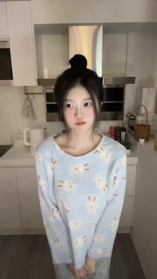 芊芊龙